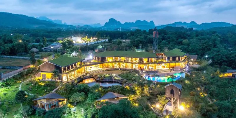 Đi Lương Sơn thì nên lưu trú ở đâu ?